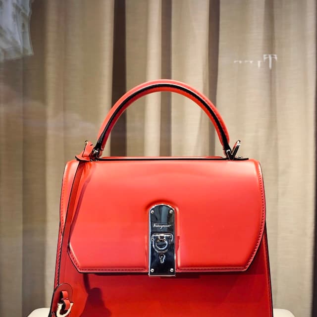 Women's Handbag Elegant Style